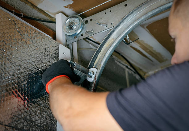 Affordable Garage Door solutions in Hillsboro, IL